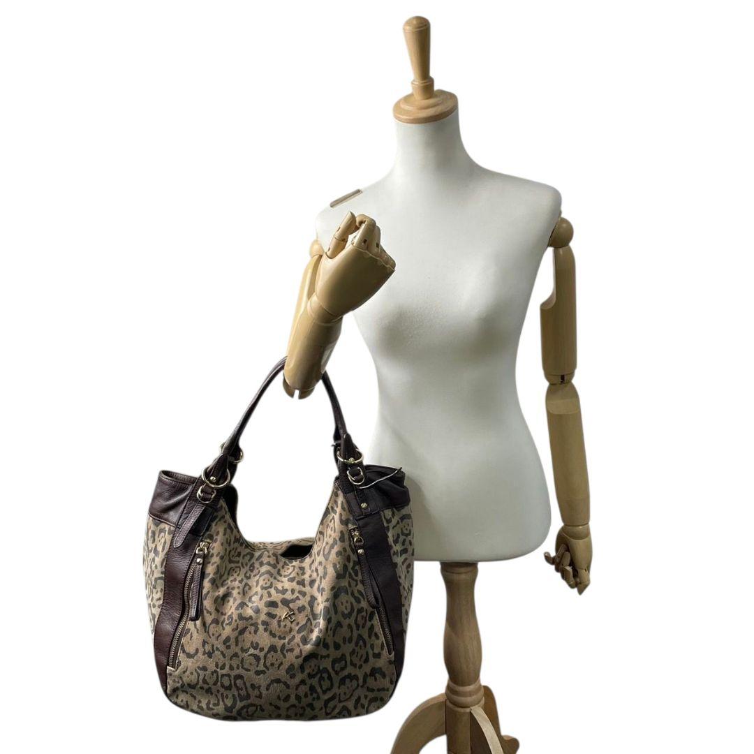 Kitamura キタムラ ハンドバッグ ブラウン 茶 ヒョウ柄 レオパード A4収納 トートバッグ ワンショル スエード レザー 本革 肩掛け可 ゴールド金具 ロゴ T7 上品 高級感