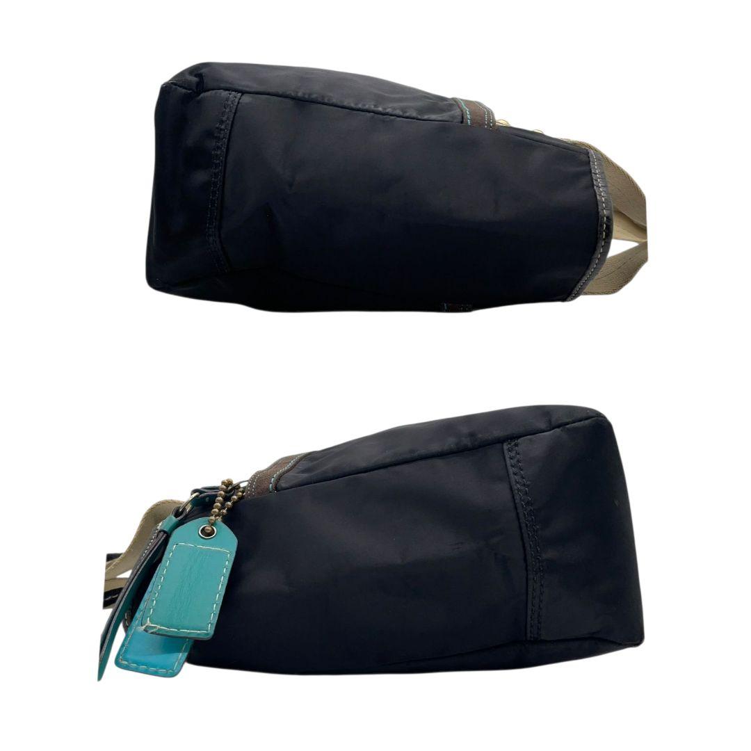 コーチ トートバッグ 黒 ワンショルダー ナイロン レザー チャーム付き u7 ハンドバッグ 肩掛け可 肩かけ可 ブラック ゴールド金具 ロゴプレート 本革 139