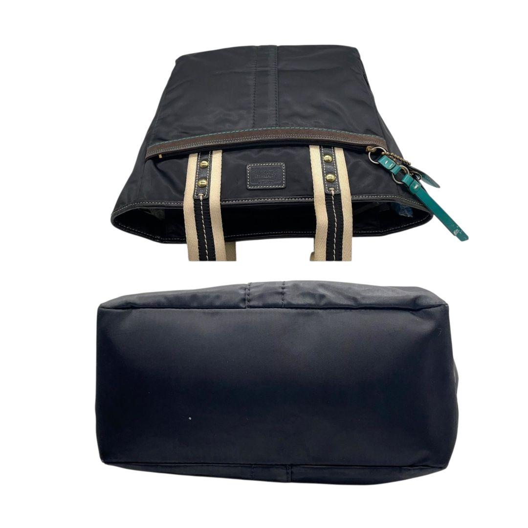 コーチ トートバッグ 黒 ワンショルダー ナイロン レザー チャーム付き u7 ハンドバッグ 肩掛け可 肩かけ可 ブラック ゴールド金具 ロゴプレート 本革 139