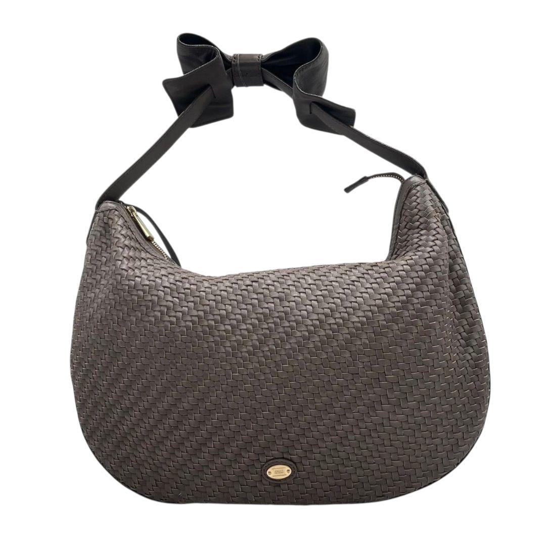 美品　アルマーニコレツィオーニ　ショルダーバッグ　茶　s23　編み込み　ワンショルダー　肩掛け可　レザー　本革　ブラウン　ポーチ付き　リボン　ロゴプレート　ゴールド金具　ARMANI COLLEZIONI