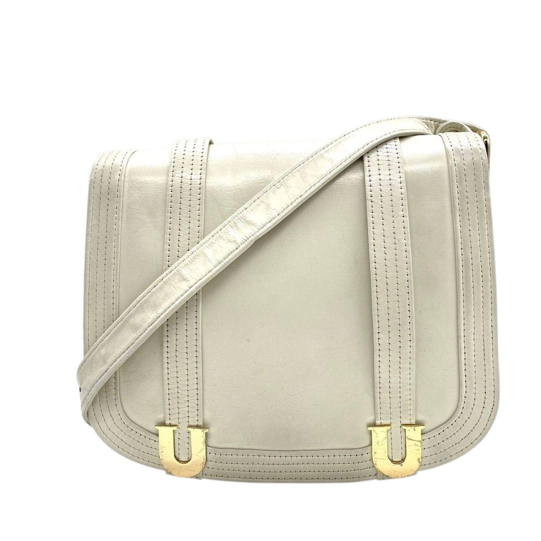 ウンガロ ショルダーバッグ 白 ホワイト アイボリー フラップ レザー 本革 ゴールド金具 ロゴ ungaro 上品 エレガント おしゃれ 斜め掛け可 通勤 通学