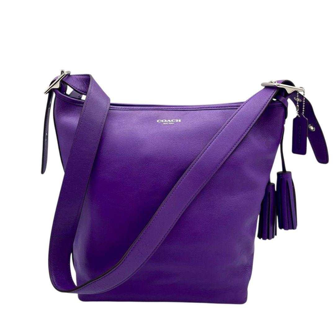 美品 コーチ ショルダーバッグ パープル レガシー ワンショル レザー u6 19889 A4収納 肩掛け可 肩かけ可 トートバッグ ハンドバッグ タッセル シルバー金具 本革 ロゴタグ COACH 上品 高級感