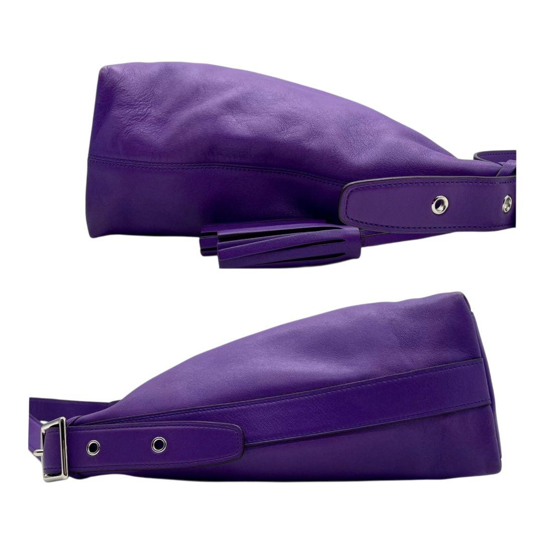 美品 コーチ ショルダーバッグ パープル レガシー ワンショル レザー u6 19889 A4収納 肩掛け可 肩かけ可 トートバッグ ハンドバッグ タッセル シルバー金具 本革 ロゴタグ COACH 上品 高級感