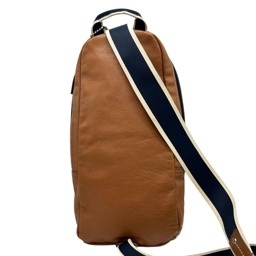 コーチ ボディバッグ 茶 ブラウン ショルダーバッグ 斜め掛け可 レザー 本革 ロゴ シルバー金具 COACH F70811 メンズ レディース オシャレ 本物保証 鑑定済 スピード発送