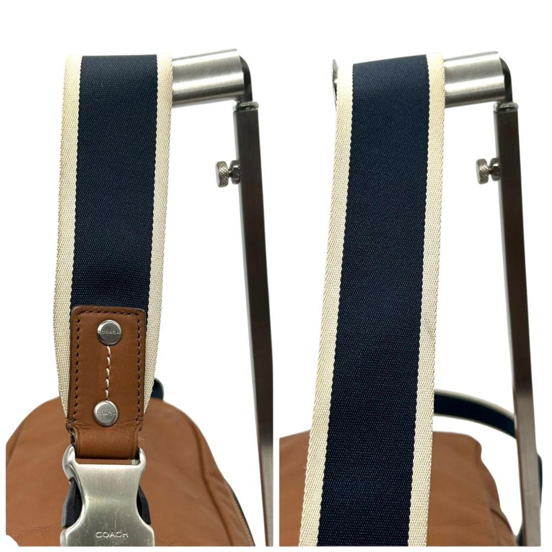 コーチ ボディバッグ 茶 ブラウン ショルダーバッグ 斜め掛け可 レザー 本革 ロゴ シルバー金具 COACH F70811 メンズ レディース オシャレ 本物保証 鑑定済 スピード発送