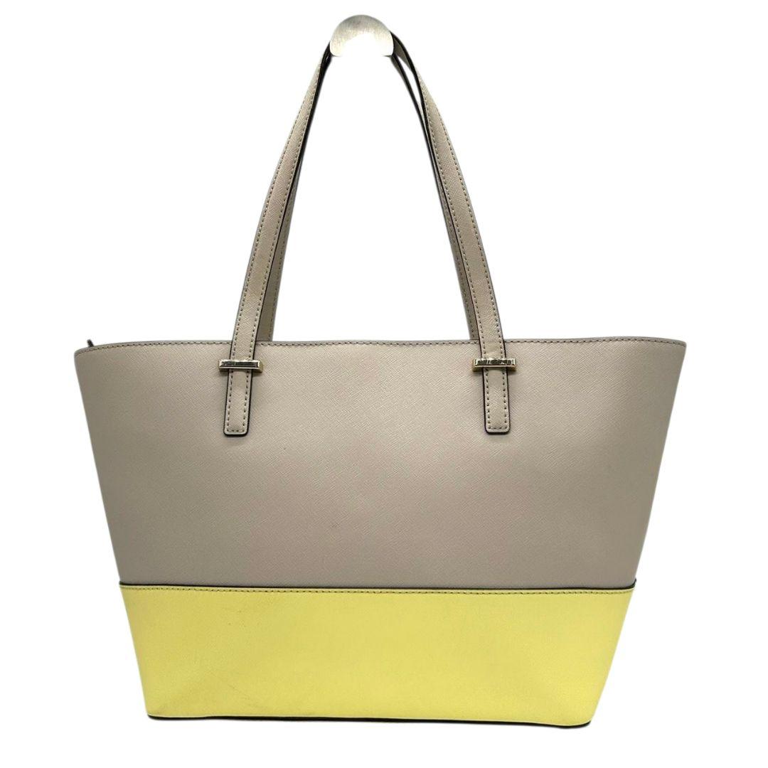 ケイトスペード トートバッグ グレー イエロー 黄 バイカラー PVC 自立可 ワンショルダー 肩掛け可 ハンドバッグ ゴールド金具 ロゴ kate spade E2
