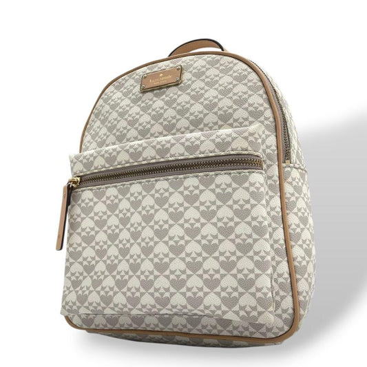 ケイトスペード バックパック 白 ホワイト モノグラム 総柄 リュック レザー 本革 PVC ゴールド金具 ロゴプレート kate spade おしゃれ 通勤 通学 大容量 軽量 人気