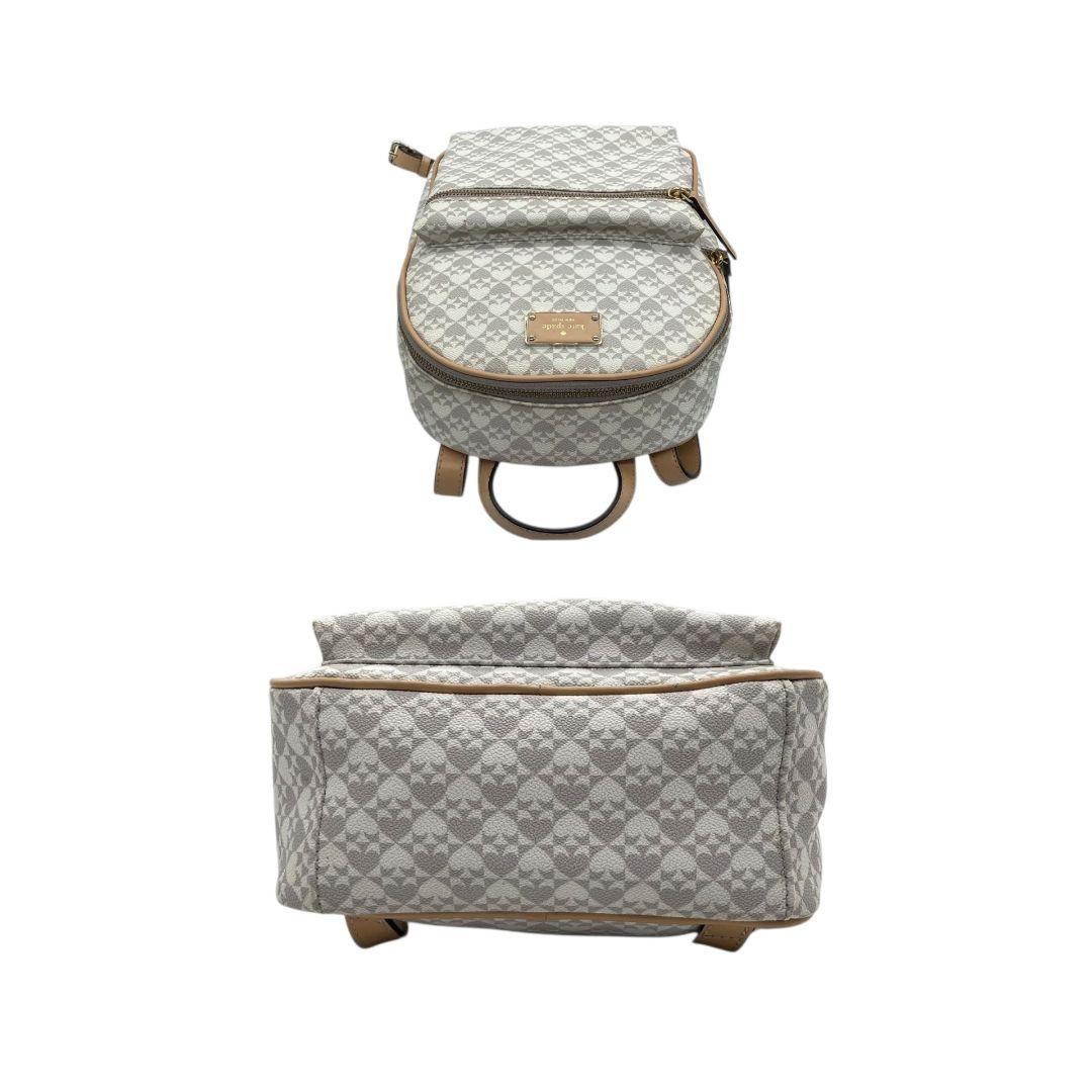 ケイトスペード バックパック 白 ホワイト モノグラム 総柄 リュック レザー 本革 PVC ゴールド金具 ロゴプレート kate spade おしゃれ 通勤 通学 大容量 軽量 人気