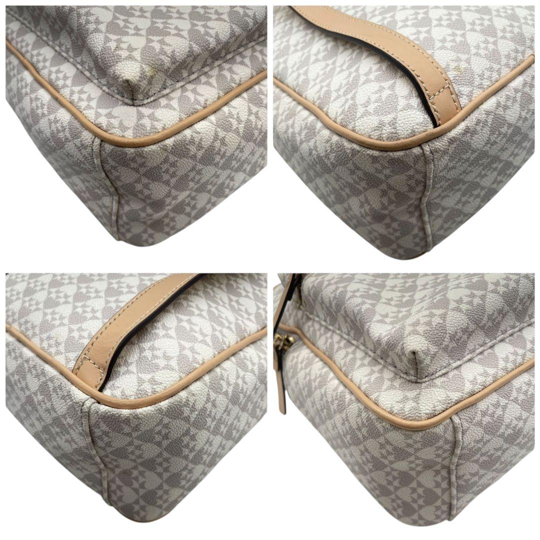 ケイトスペード バックパック 白 ホワイト モノグラム 総柄 リュック レザー 本革 PVC ゴールド金具 ロゴプレート kate spade おしゃれ 通勤 通学 大容量 軽量 人気