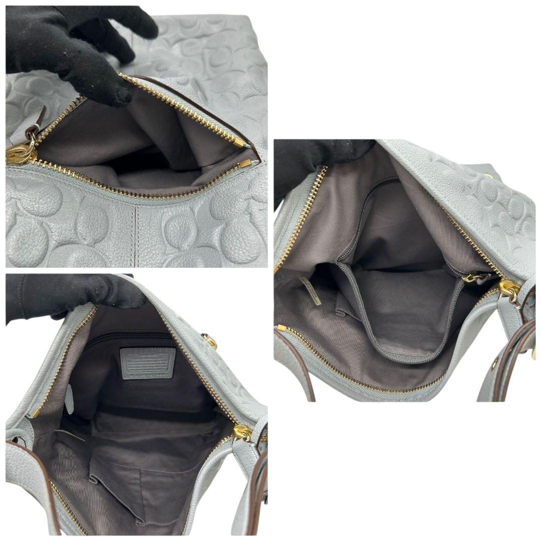 美品 COACH コーチ ショルダーバッグ トート 2way シグネチャー エンボス 斜め掛け可 ワンショルダー レザー 本革 グレー×ライトブルー ロゴタグ タッセル ゴールド金具 T6