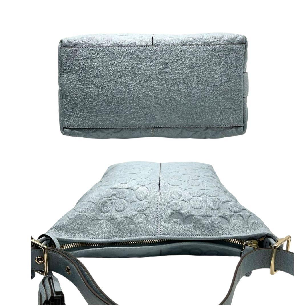 美品 COACH コーチ ショルダーバッグ トート 2way シグネチャー エンボス 斜め掛け可 ワンショルダー レザー 本革 グレー×ライトブルー ロゴタグ タッセル ゴールド金具 T6