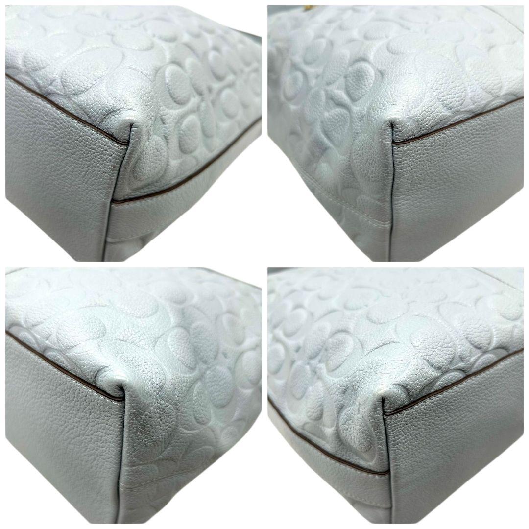 美品 COACH コーチ ショルダーバッグ トート 2way シグネチャー エンボス 斜め掛け可 ワンショルダー レザー 本革 グレー×ライトブルー ロゴタグ タッセル ゴールド金具 T6