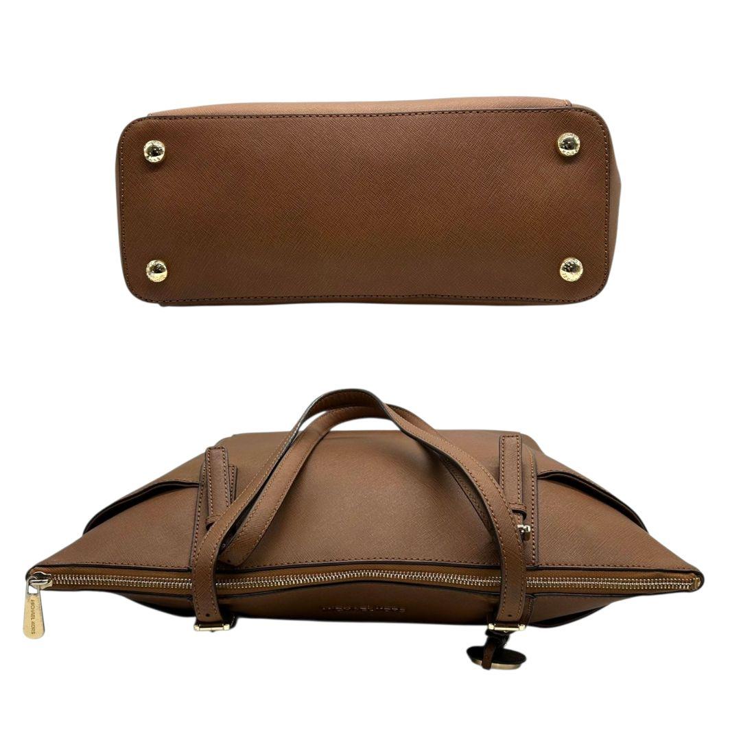 マイケルコース トートバッグ 茶 サフィアーノ ロゴ ワンショルダー PVC S ハンドバッグ A4収納 自立可 肩掛け可 肩かけ可 レザー ゴールド金具 ロゴプレート チャーム付き ブラウン MICHAEL KORS