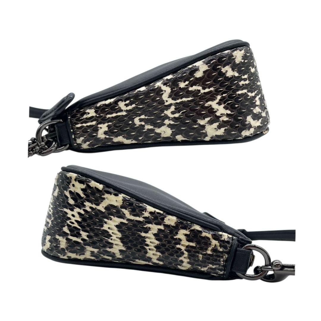 コーチ ハンドバッグ 黒 アクセサリーポーチ レザー ロゴ u5 ブラック ロゴタグ 本革 ガンメタル金具 COACH B1781-59432