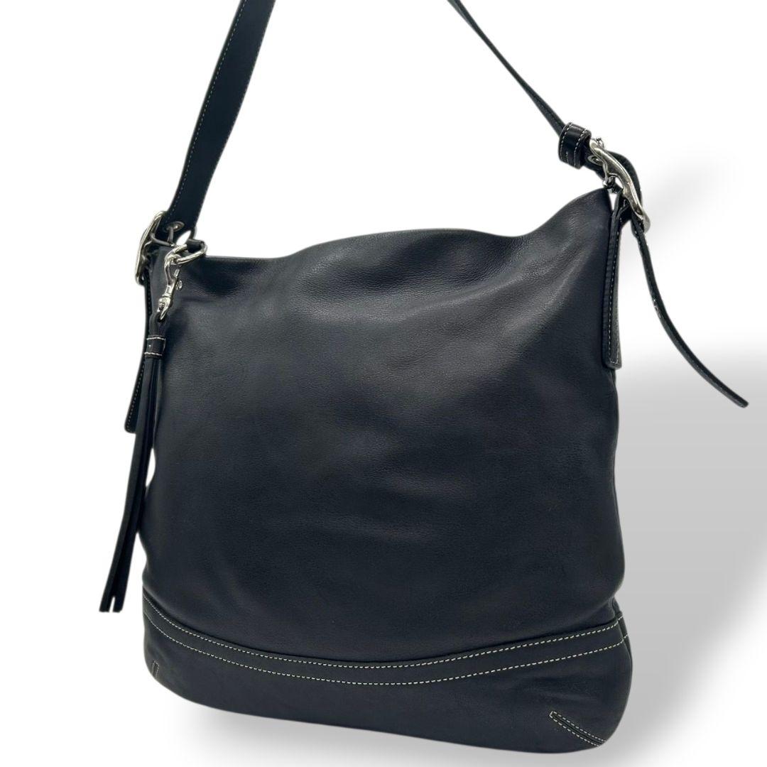 コーチ COACH ショルダーバッグ 黒 ワンショルダー A4収納 レザー トートバッグ ハンドバッグ 斜め掛け可 ブラック シルバー金具 タッセル 本革 C06S-1414 s70 レディース