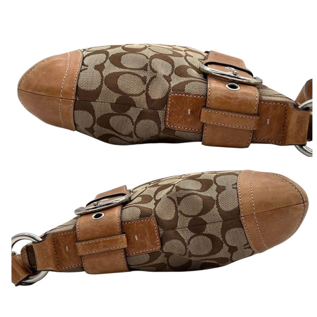 コーチ　ショルダーバッグ　茶　シグネチャー　斜め掛け可　キャンバス　s14　レザー　本革　ブラウン　シルバー金具　COACH　3574