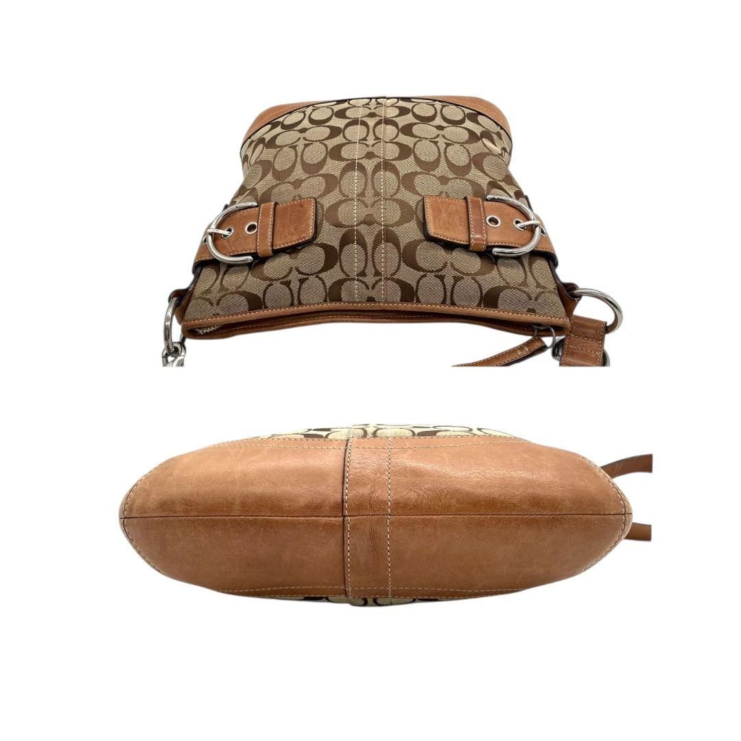 コーチ　ショルダーバッグ　茶　シグネチャー　斜め掛け可　キャンバス　s14　レザー　本革　ブラウン　シルバー金具　COACH　3574