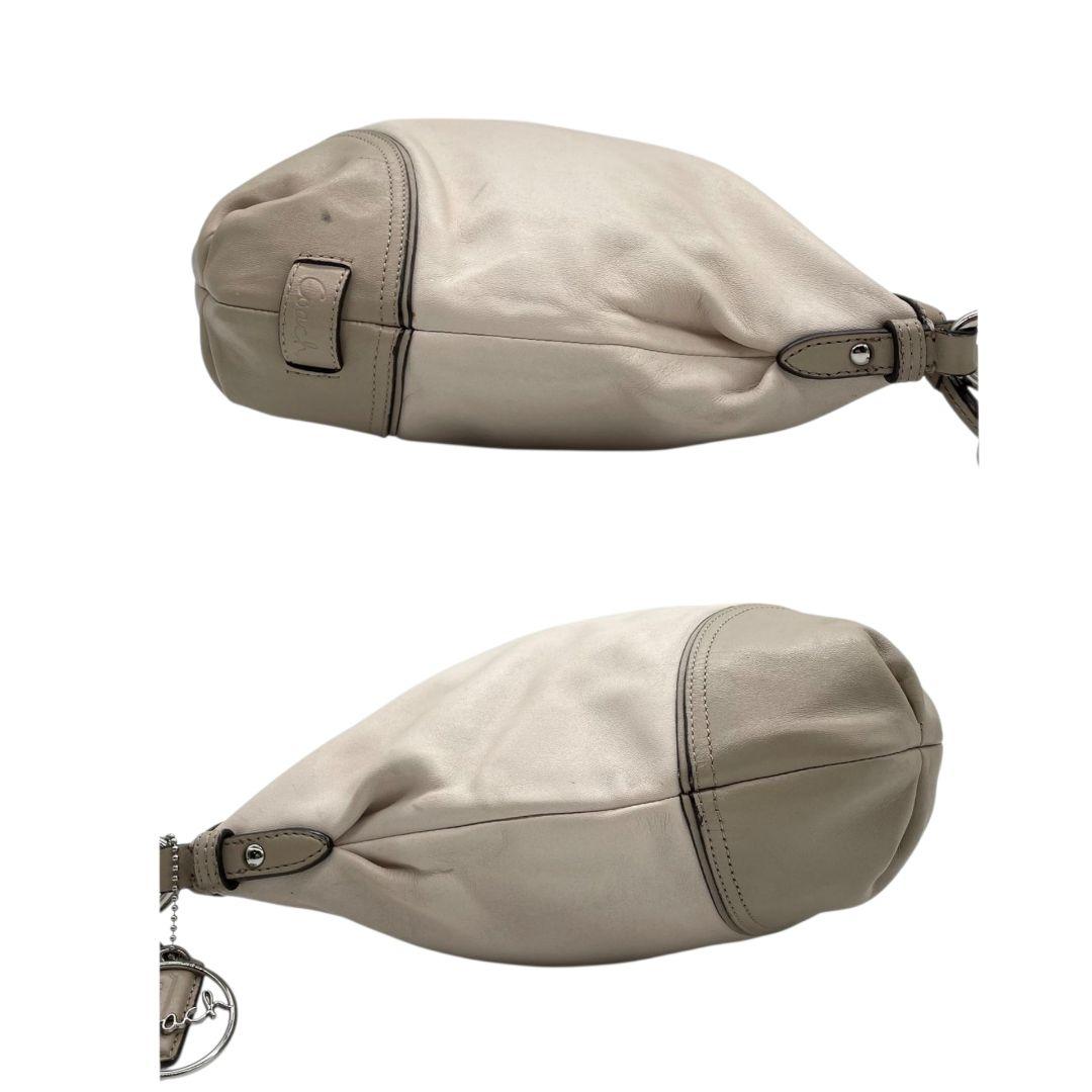 コーチ　ハンドバッグ　グレー　2way　斜め掛け可　ホーボー　レザー　T7　ショルダーバッグ　トートバッグ　ワンショルダー　COACH　本革　肩掛け可　肩かけ可　シルバー金具　ロゴタグ　F21967　グレージュ