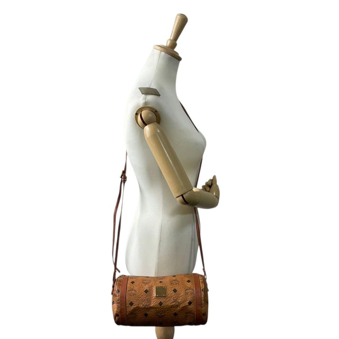 エムシーエム ショルダーバッグ 茶 ヴィセトス柄 ミニボストン 斜め掛け可 MCM ハンドバッグ レザー 本革 ブラウン ゴールド金具 ロゴプレート K4503 自立可