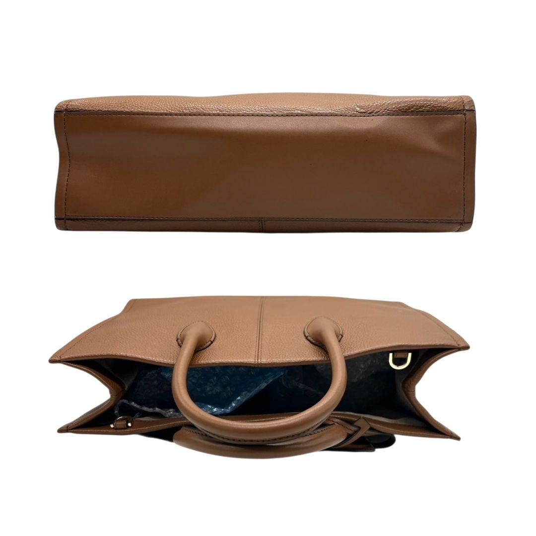 美品 MICHAEL KORS マイケルコース トートバッグ 2way A4収納 自立可 ショルダーバッグ 斜め掛け可 レザー 本革 ブラウン 茶 ロゴ チャーム付き ゴールド金具 H