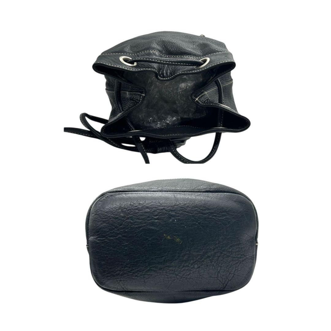 agnes b アニエスベー VOYAGE ショルダーバッグ 巾着 レザー 本革 黒 ブラック ロゴ ステッチ 巾着バッグ 斜め掛け可 ボディバッグ風 シルバー金具 s57