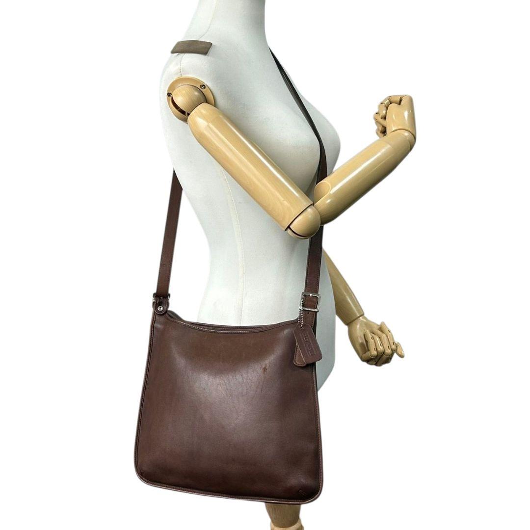 COACH コーチ ショルダーバッグ ブラウン 茶 オールドコーチ エルゴ ワンショル レザー 本革 斜め掛け可 シルバー金具 ロゴタグ トートバッグ ハンドバッグ s72 9146