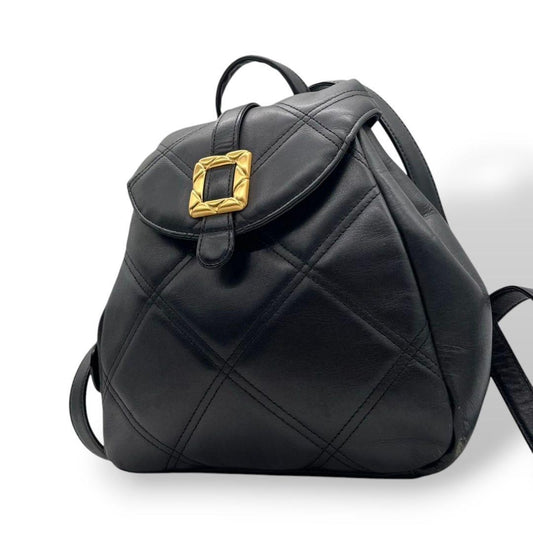 美品 マリクレール リュック 黒 キルティング レザー フラップ ブラック ゴールド金具 marie claire 本革 レディース バッグ