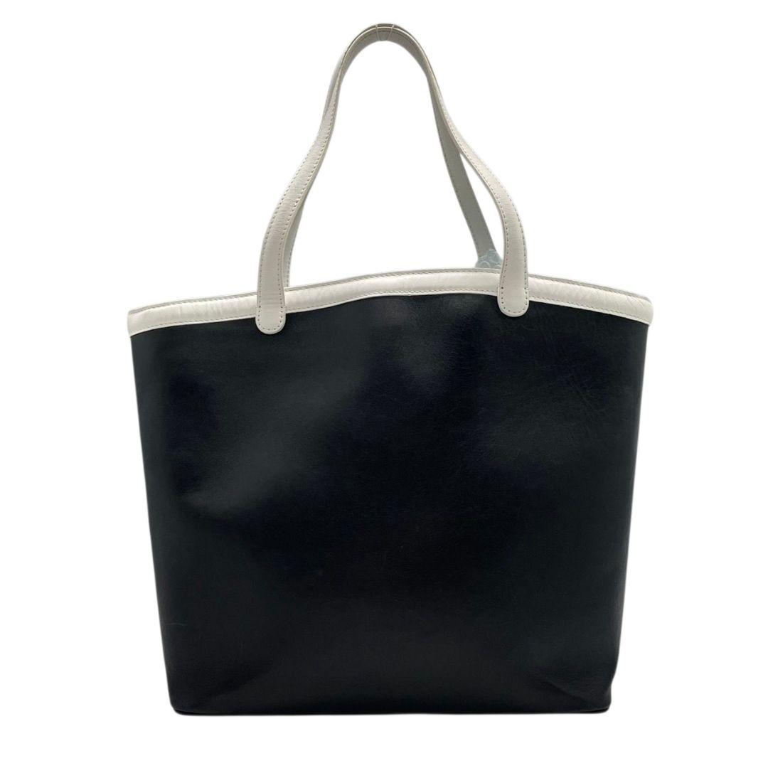 美品 レナランゲ トートバッグ 黒 ブラック ホワイト 白 デカロゴ レザー 本革 A4収納 ワンショルダー 肩掛け可 ハンドバッグ 本物保証 鑑定済 オシャレ RENA LANGE s55