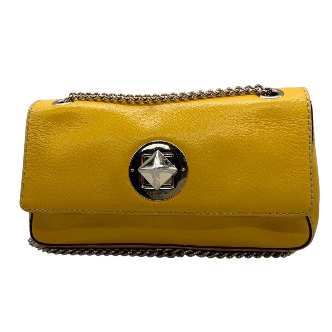 ケイトスペード ショルダーバッグ 黄 チェーン フラップ ターンロック 本革 s11 レザー イエロー シルバー金具 ロゴプレート kate spade