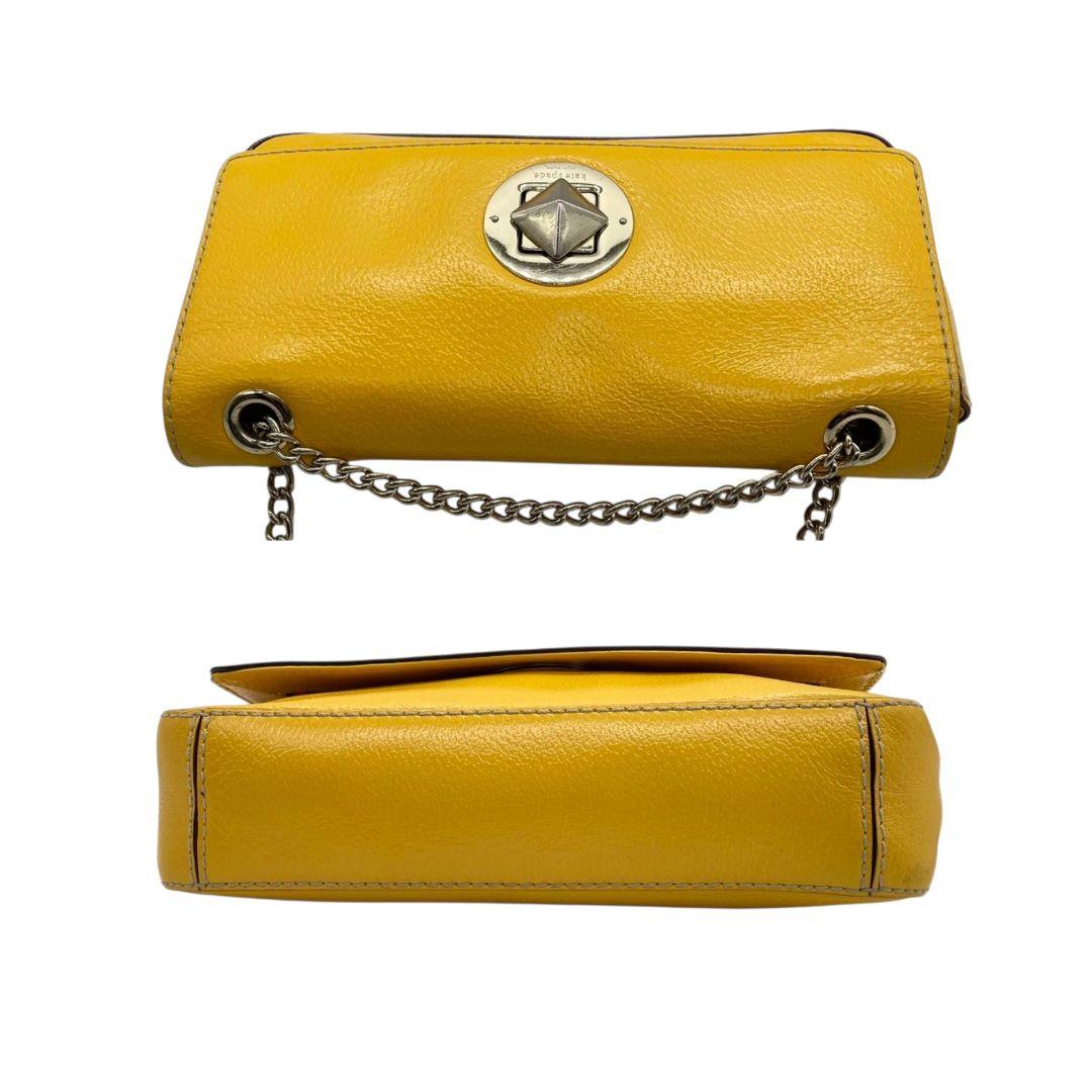 ケイトスペード ショルダーバッグ 黄 チェーン フラップ ターンロック 本革 s11 レザー イエロー シルバー金具 ロゴプレート kate spade