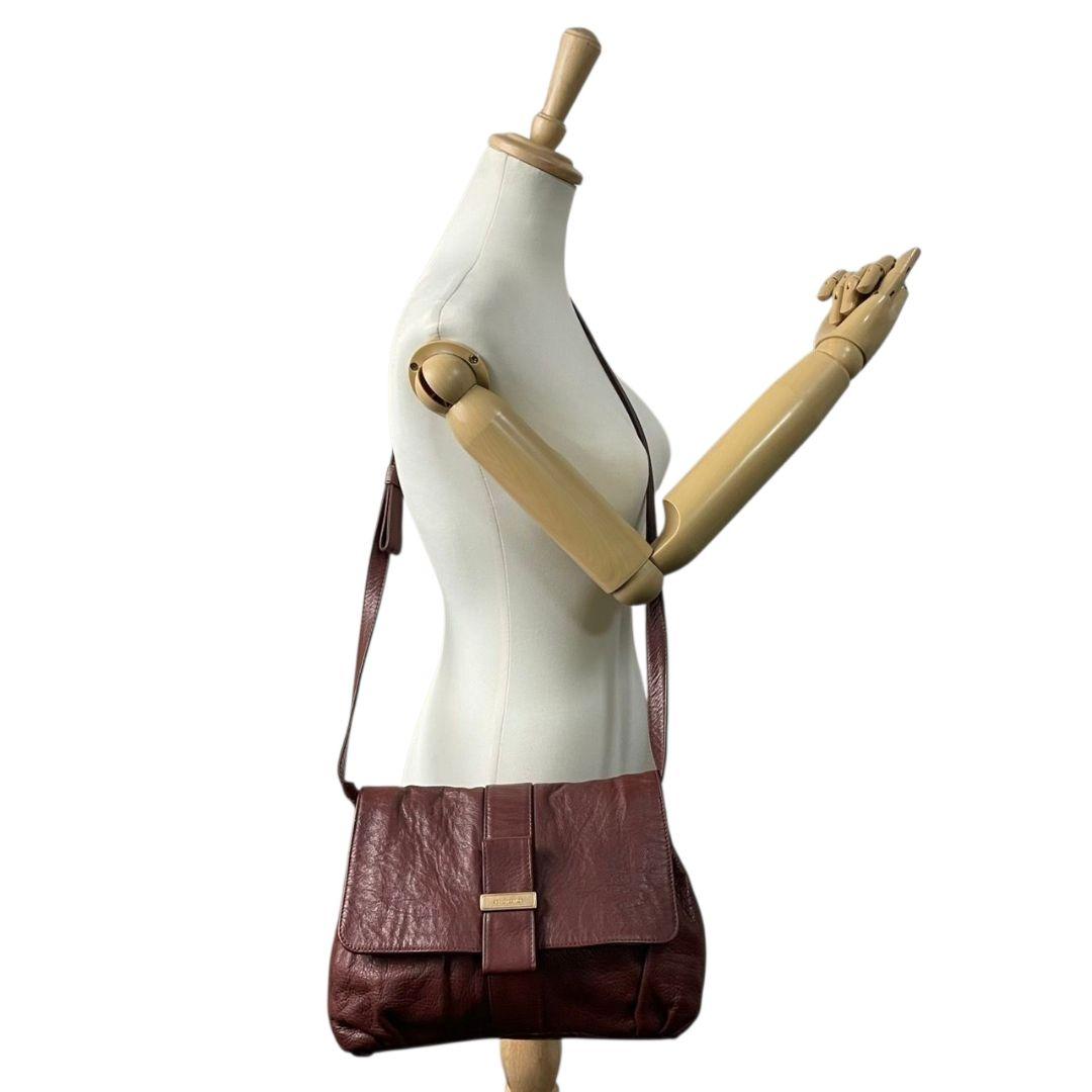 シーバイクロエ ショルダーバッグ 茶 フラップ レザー s69 斜め掛け可 ロゴプレート 本革 ゴールド金具 ブラウン 01-11-92-65 SEE BY CHLOE