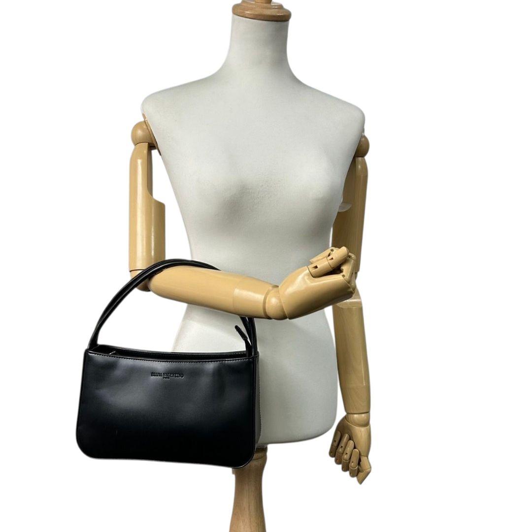 ダイアナバレンチノ　ハンドバッグ　黒　ロゴ　レザー　自立可　本革　s61　トートバッグ　ブラック　ゴールド金具