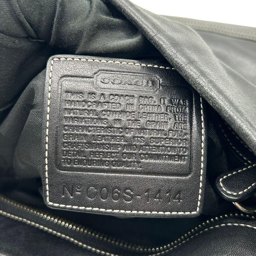 美品 コーチ COACH ショルダーバッグ ホーボー ワンショル 黒 ブラック レザー 本革 タッセル ロゴタグ シルバー金具 斜め掛け可 s44 1414