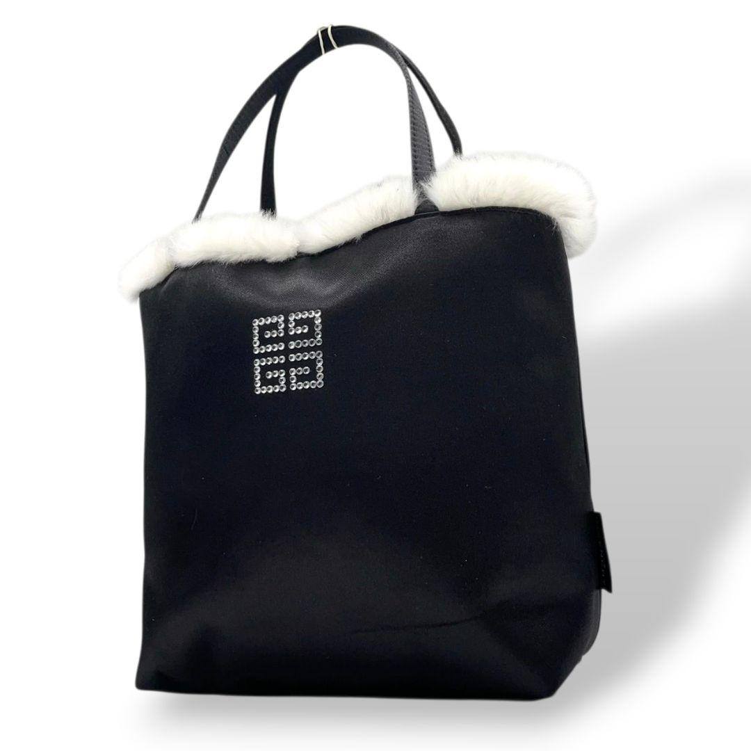ジバンシー ハンドバッグ 黒 4Gロゴ ファー ラインストーン ナイロン u15 トートバッグ GIVENCHY ブラック エレガント ロゴデザイン コンパクトバッグ