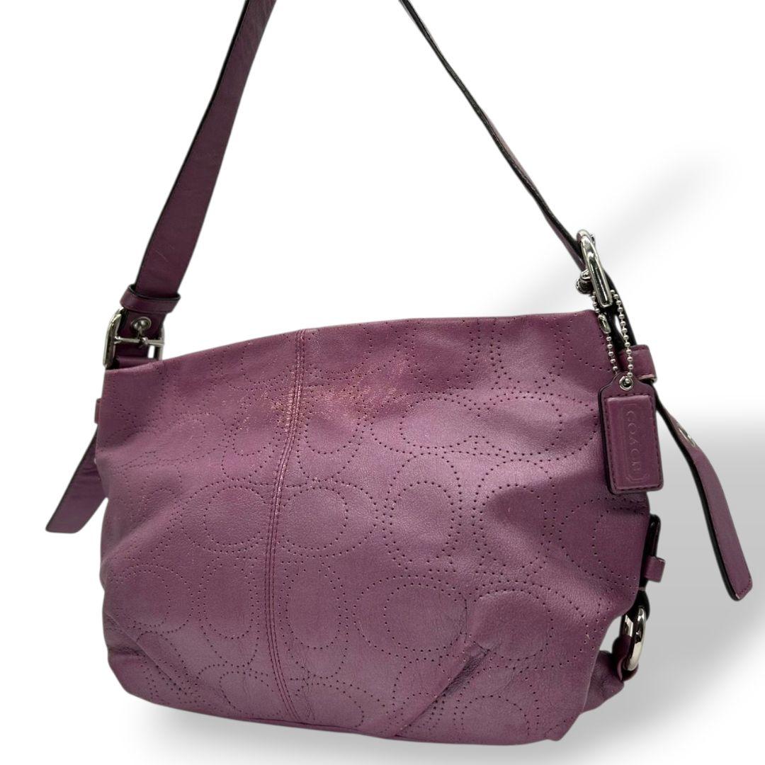 コーチ ショルダーバッグ ピンク パープル シグネチャー ワンショルダー レザー 本革 17104 斜め掛け可 シルバー金具 ロゴタグ COACH s82