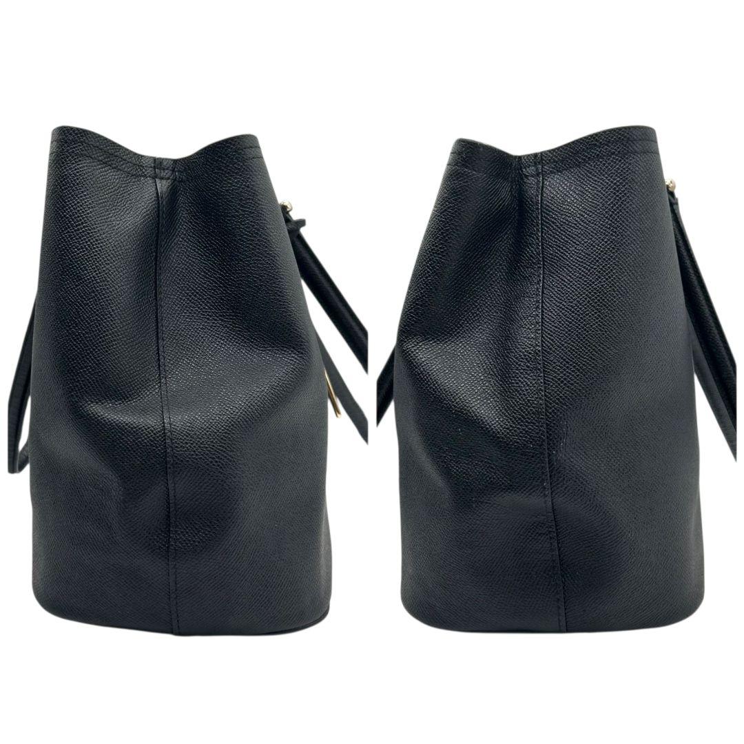 コーチ COACH トートバッグ 黒 ブラック ロゴプレート ワンショルダー A4収納 自立可 ハンドバッグ レザー 本革 ゴールド金具 ロゴタグ オシャレ レディース