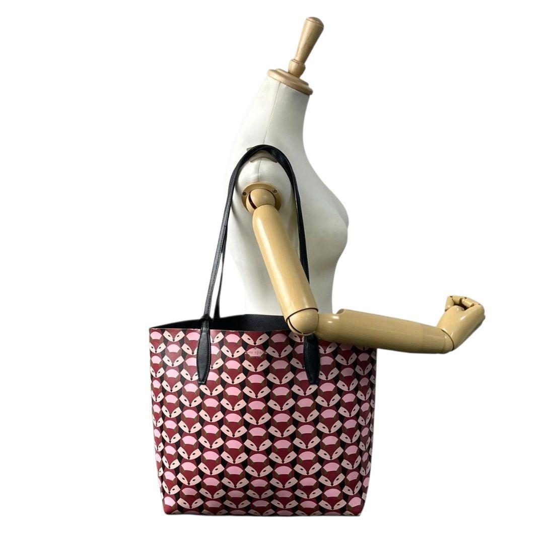 ケイトスペード kate spade トートバッグ ハンドバッグ ブラック 黒 総柄 フォックス ワンショルダー 肩掛け可 レザー 本革 ポーチ付き マルチカラー ピンク レッド ロゴプレート