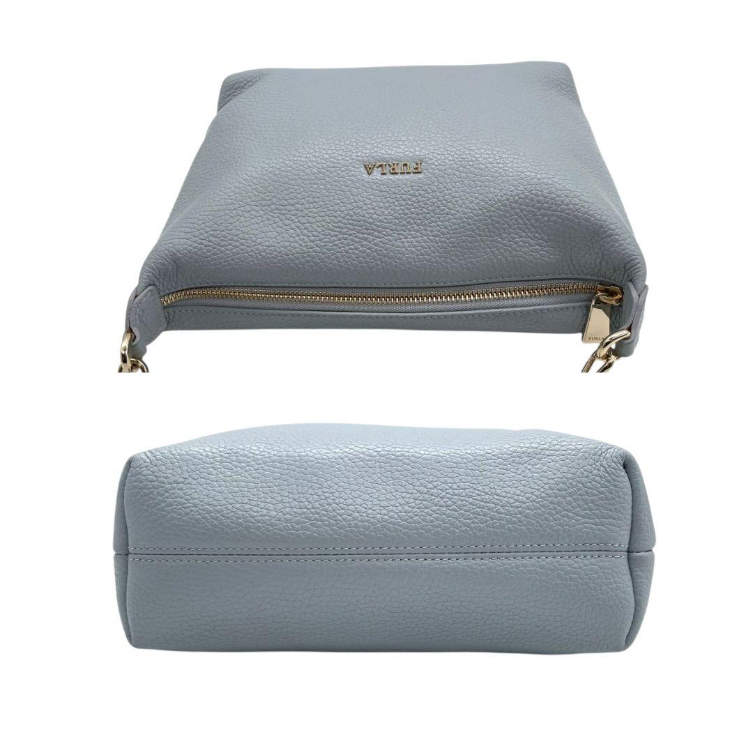 フルラ ショルダーバッグ 青 2way 斜め掛け可 ホーボー FURLA u15 ハンドバッグ トートバッグ レザー 本革 ロゴ ゴールド金具 ブルー 水色 上品 エレガント デイリー使い
