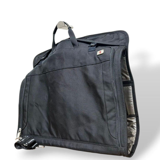 ビクトリノックス VICTORINOX ガーメントバッグ スーツ入れ 2WAY ショルダーバッグ ビジネスバッグ 黒 ブラック ナイロン A4収納可 斜め掛け可 ロゴタグ X