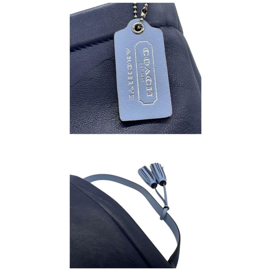 コーチ COACH ハンドバッグ トートバッグ 紺 ネイビー ブルー レザー 本革 ターンロック タッセル ワンショルダー 肩掛け可 チャーム付き シルバー金具 22407 レディース