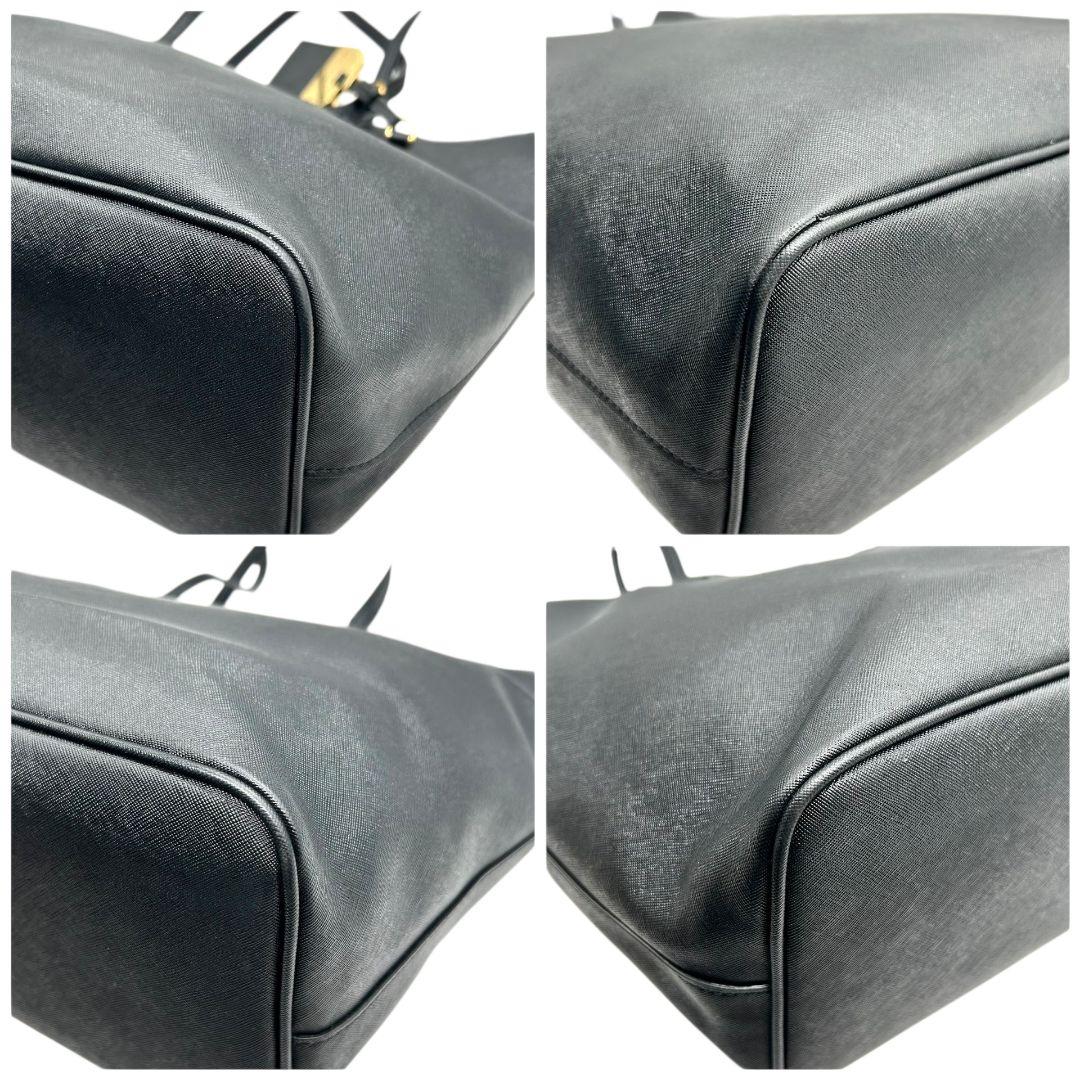 マークジェイコブス トートバッグ 黒 ブラック ワンショルダー A4収納可 PVC 自立可 肩掛け可 ハンドバッグ ゴールド金具 ロゴプレート ロゴタグ MARC JACOBS 通勤 通学