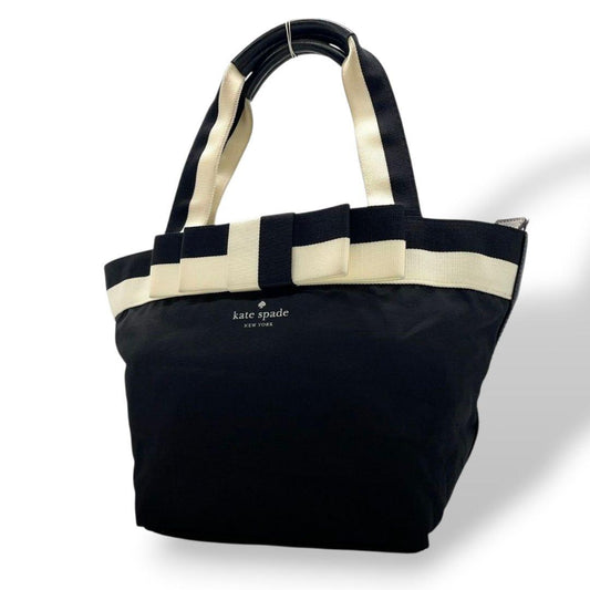 ケイトスペード　ハンドバッグ　黒　リボン　ナイロン　ロゴ　ワンショルダー　T4　トートバッグ　kate spade　肩掛け可　肩かけ可　ブラック　ホワイト