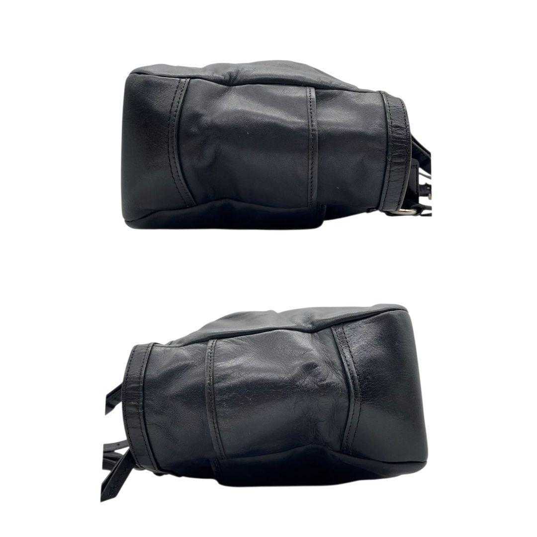 コーチ トートバッグ 黒 ワンショルダー レザー チャーム付き s79 ハンドバッグ 本革 肩掛け可 肩かけ可 ブラック シルバー金具 ロゴプレート ロゴタグ COACH F17721