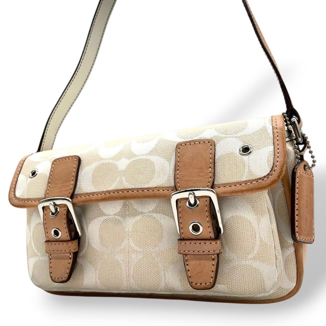 コーチ ショルダーバッグ アイボリー シグネチャー フラップ キャンバス T2 斜め掛け可 レザー 本革 ロゴタグ シルバー金具 6844 ホワイト COACH