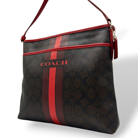 コーチ　ショルダーバッグ　茶　シグネチャー　ストライプ　PVC　レザー　s30　斜め掛け可　ゴールド金具　チャーム付き　ロゴ　ブラウン　レッド　赤　F38402　COACH