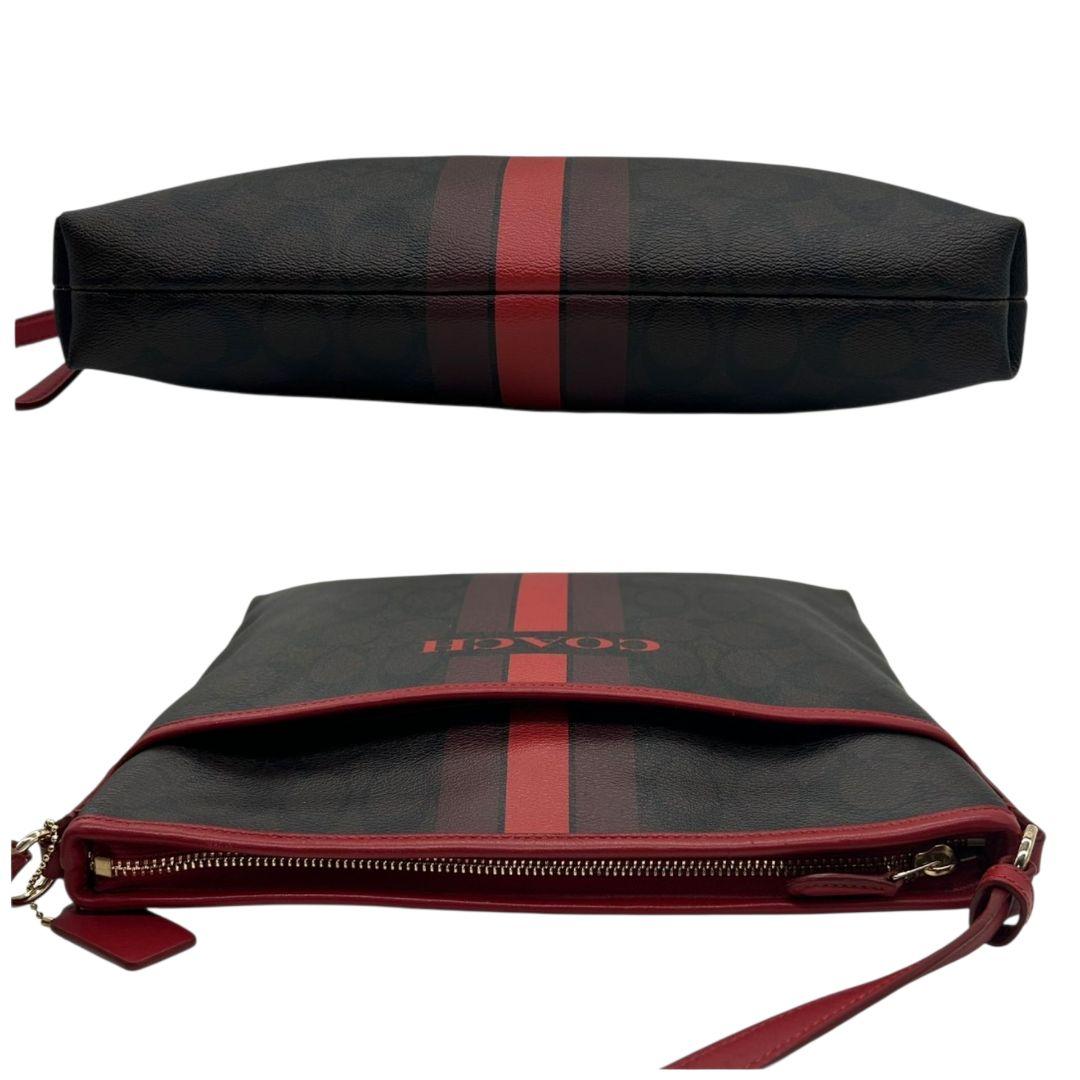 コーチ　ショルダーバッグ　茶　シグネチャー　ストライプ　PVC　レザー　s30　斜め掛け可　ゴールド金具　チャーム付き　ロゴ　ブラウン　レッド　赤　F38402　COACH