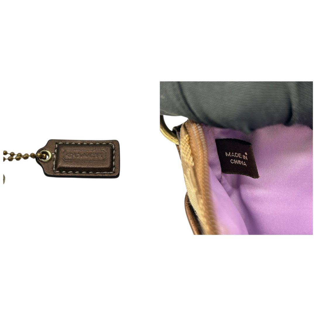 美品　コーチ　ショルダーバッグ　茶　シグネチャー　斜め掛け可　キャンバス　s63　ブラウン　チャーム付き　ロゴタグ　ゴールド金具　COACH