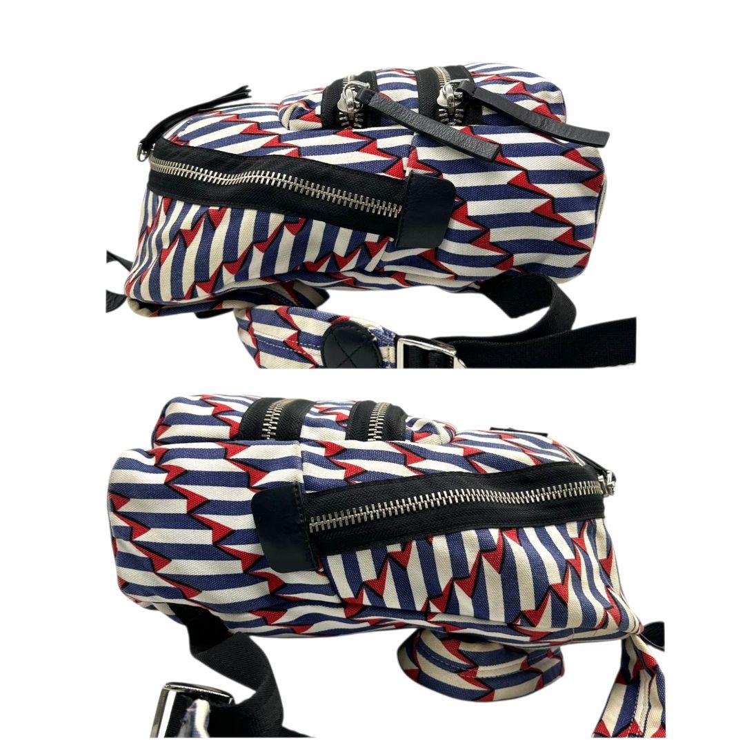 マークジェイコブス バックパック 総柄 ストライプ マルチカラー キャンバス レザー 本革 リュック ロゴプレート シルバー金具 おしゃれ E2 MARC JACOBS