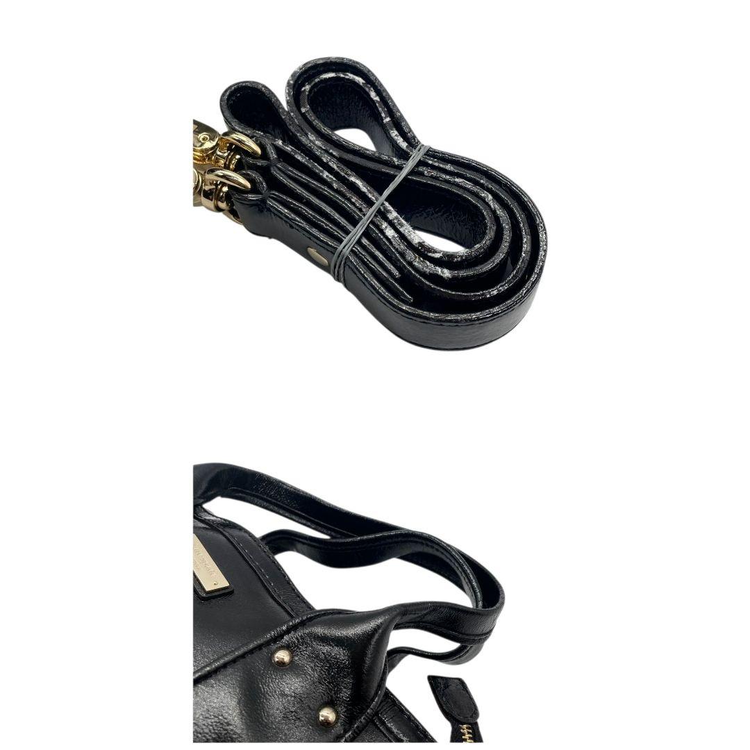 ケイトスペード ハンドバッグ 黒 スタッズ 2way パテントレザー T5 ショルダーバッグ トートバッグ 斜め掛け可 エナメル 本革 ブラック シルバー金具 ロゴプレート kate spade