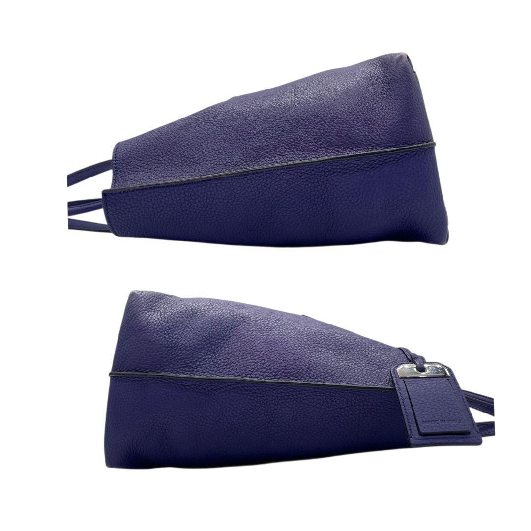 トッズ TOD'S トートバッグ パープル レザー シボ革 本革 ハンドバッグ ワンショルダー A4収納 肩掛け可 ロゴチャーム 上品 おしゃれ ヴィンテージ u2